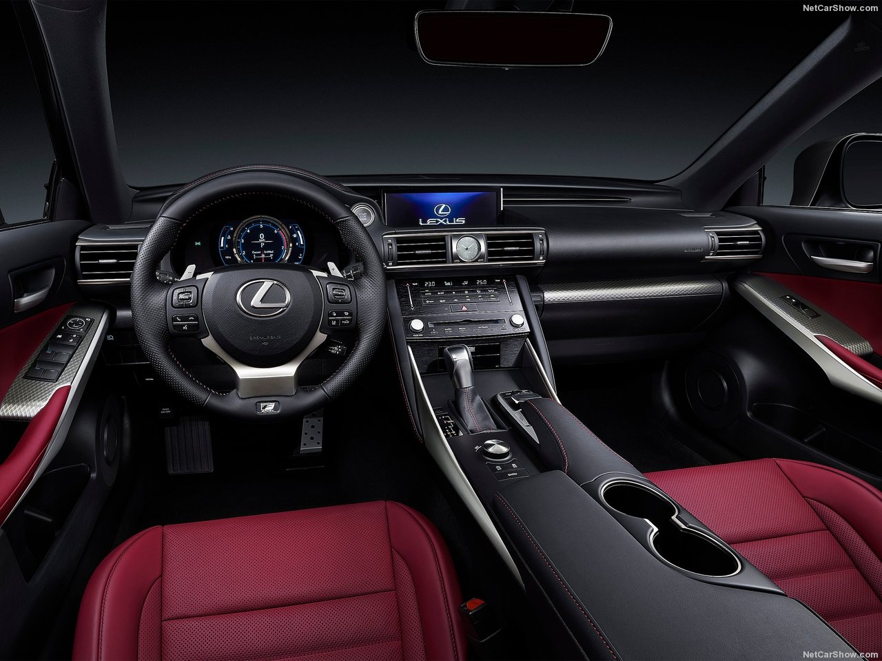 Lexus IS 2017