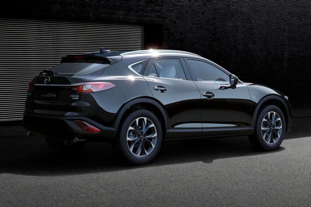 Trasera Mazda CX-4