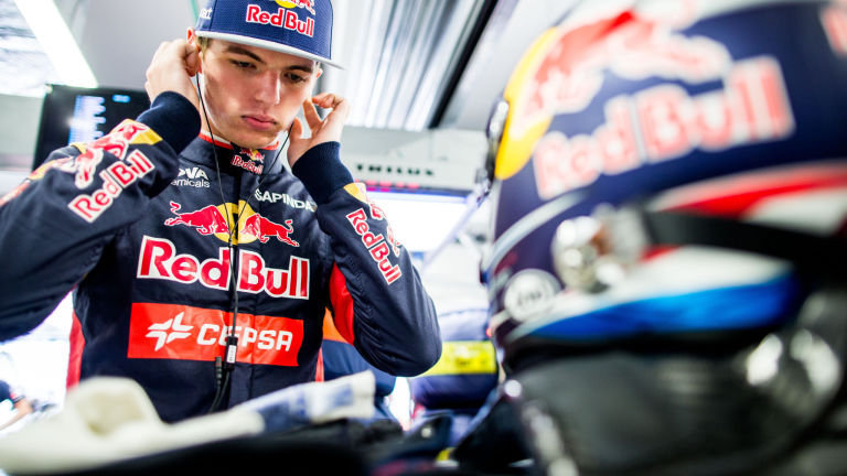 Red Bull baja del coche a Kvyat para el G.P. de España de Fórmula 1