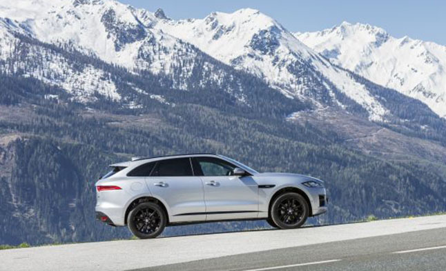 Jaguar F-Pace AWD 2016