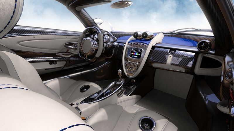 Interior Pagani Huayra Pearl