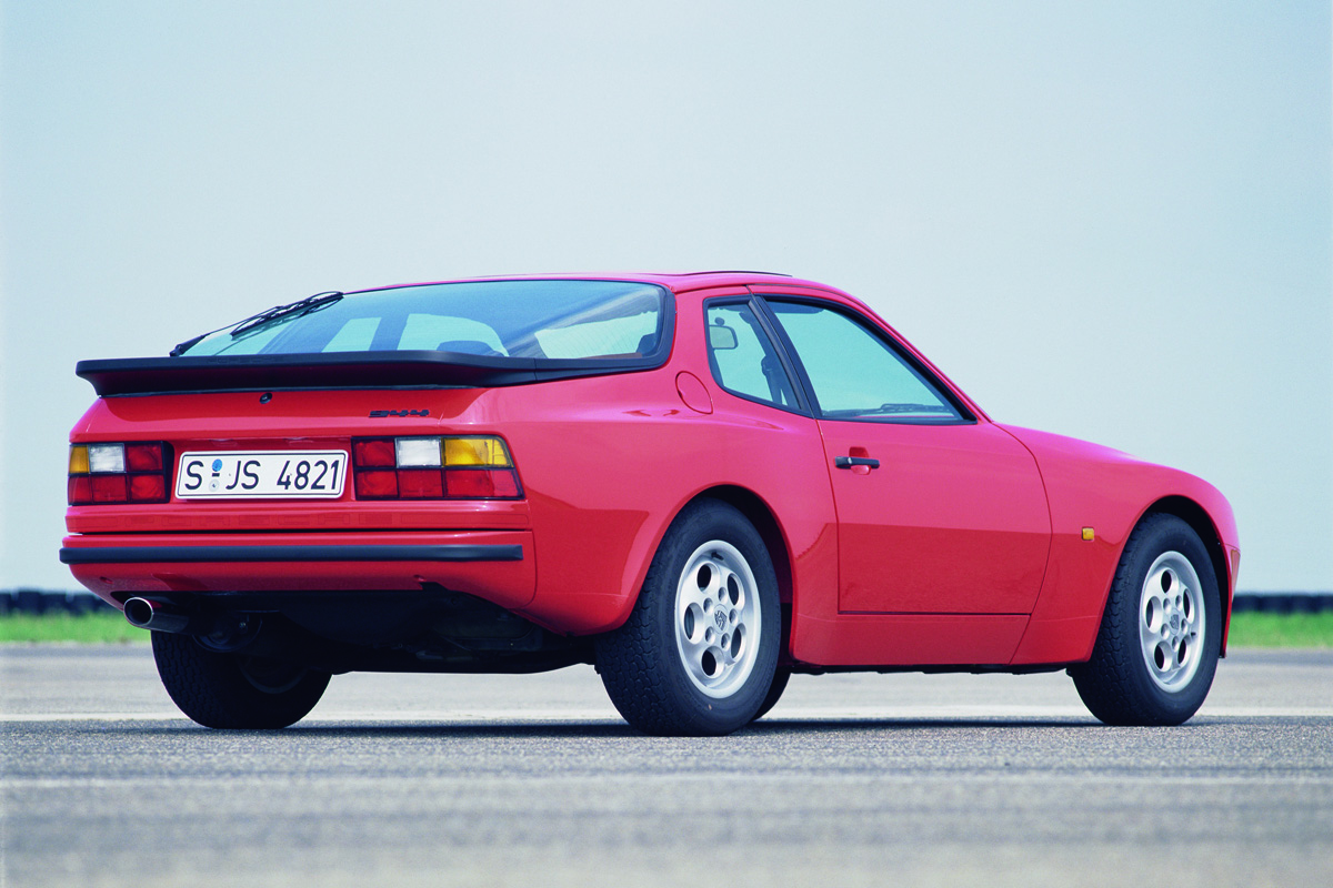 Porsche 944 rojo