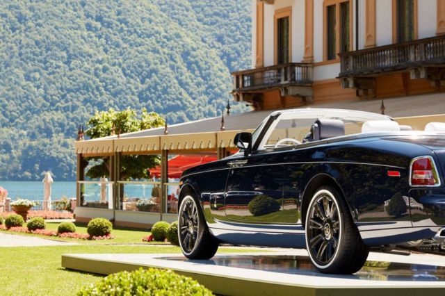Trasera Rolls-Royce Phantom Zenith