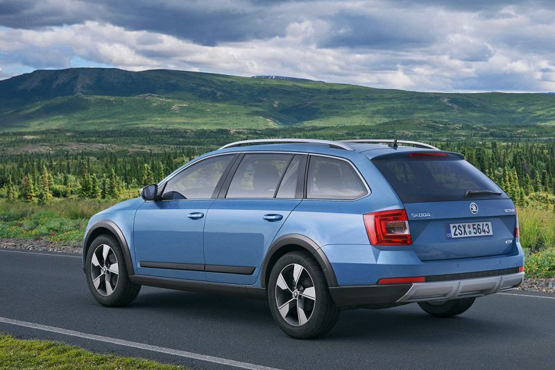 Trasera Skoda Octavia Scout