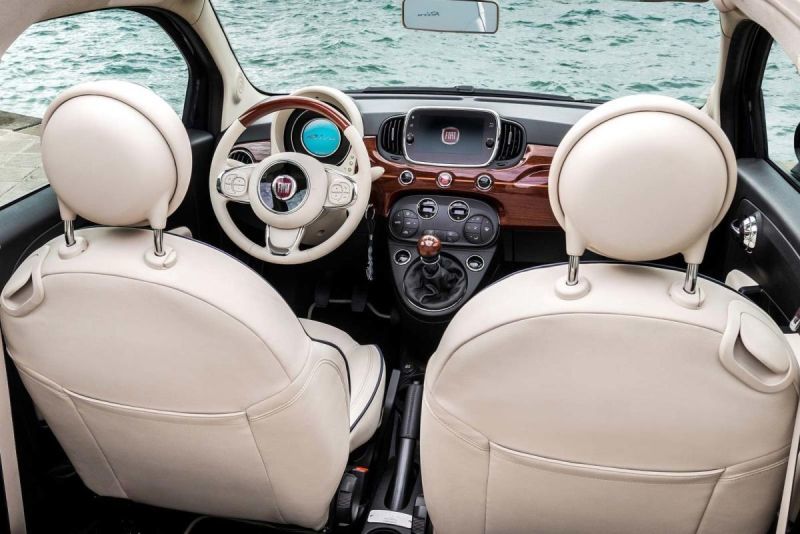 Interior Fiat 500 Riva