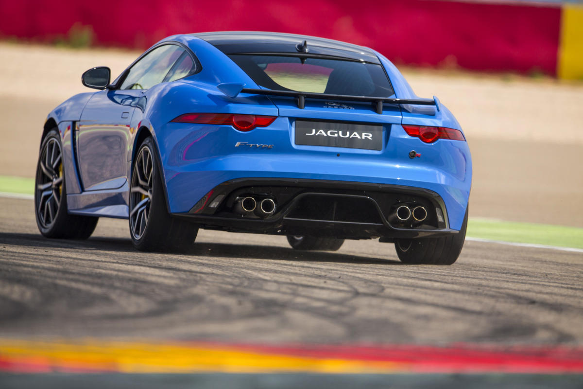 Jaguar F-Type SVR