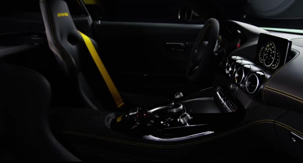 Interior Mercedes-AMG GT R