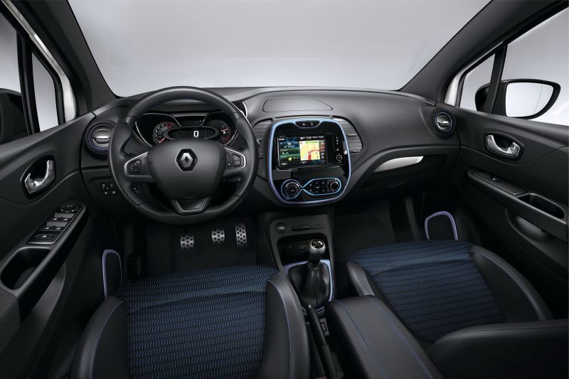 Interior Renault Captur Wave