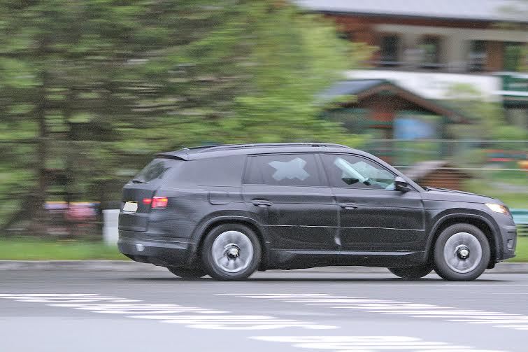 Lateral Skoda Kodiaq