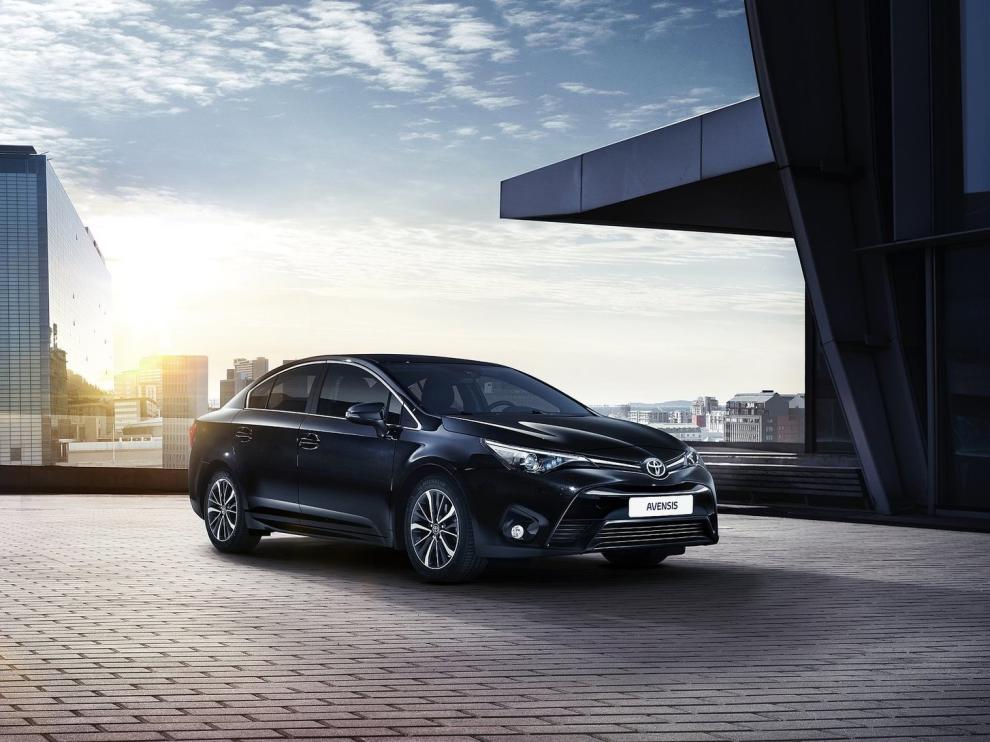 Toyota Avensis 2016