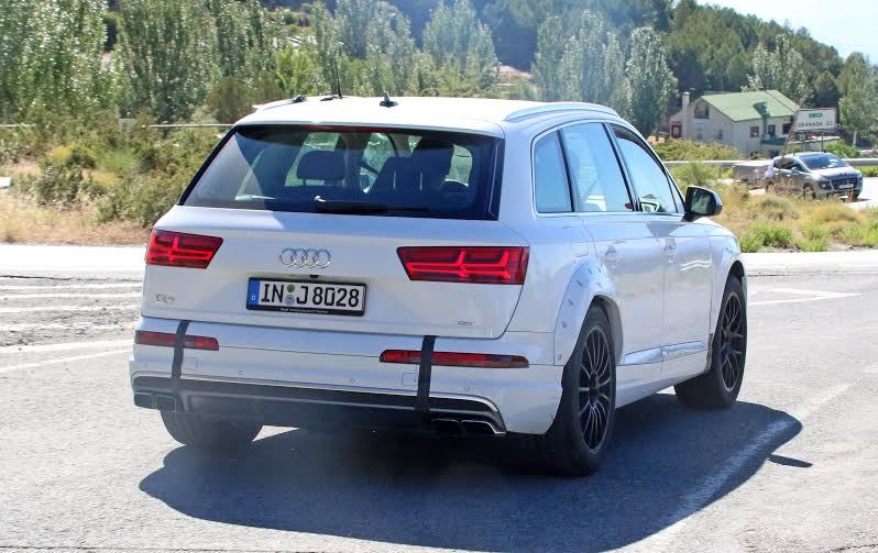 Trasera fotos espía Audi Q8