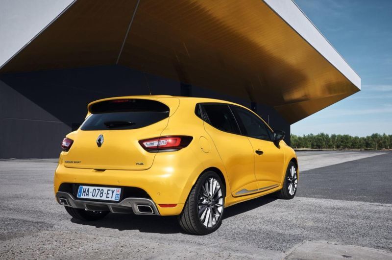 Trasera Renault Clio RS