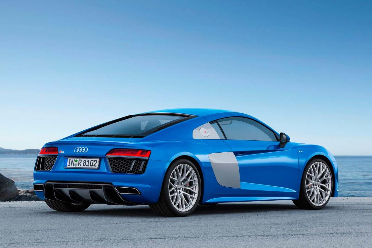 Audi R8 V10