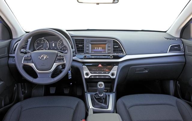 hyundai elantra prueba 0000