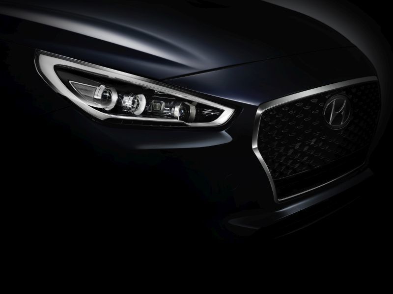 Teaser faro nuevo Hyundai i30
