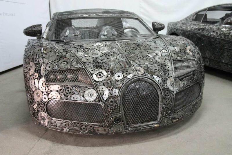 Bugatti Veyron de metal reciclado