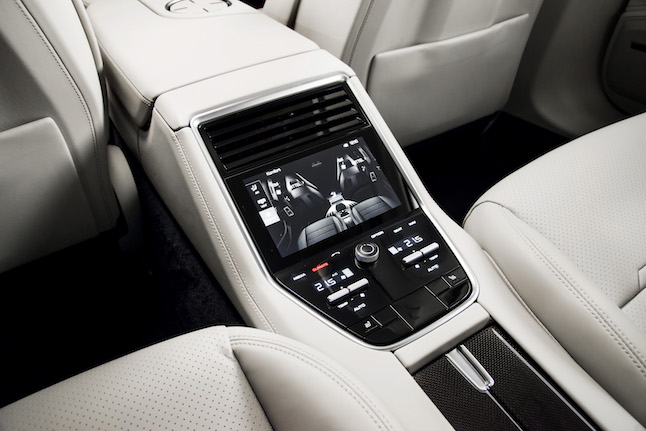 Porsche Panamera 2016 pantalla