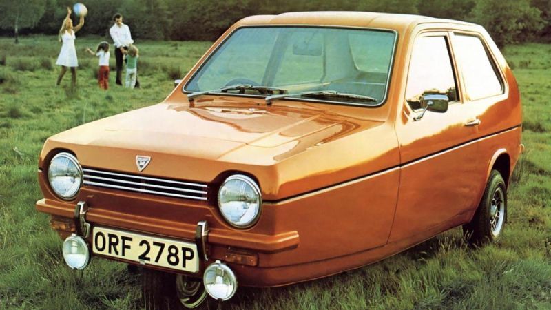 Reliant Robin