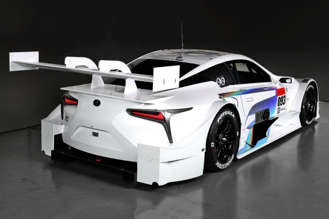 Trasera Lexus LC 500 competición