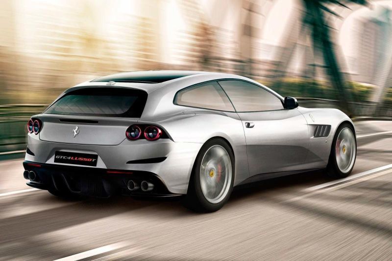 Trasera Ferrari GTC4 Lusso T