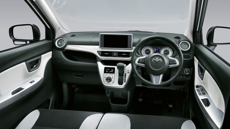 Interior Toyota Pixis Joy