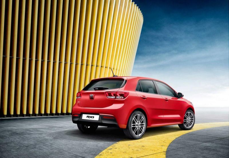 Trasera Kia Rio 2017