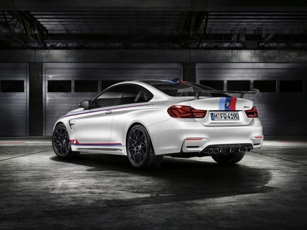 Trasera BMW M4 DTM Champion Edition 2016