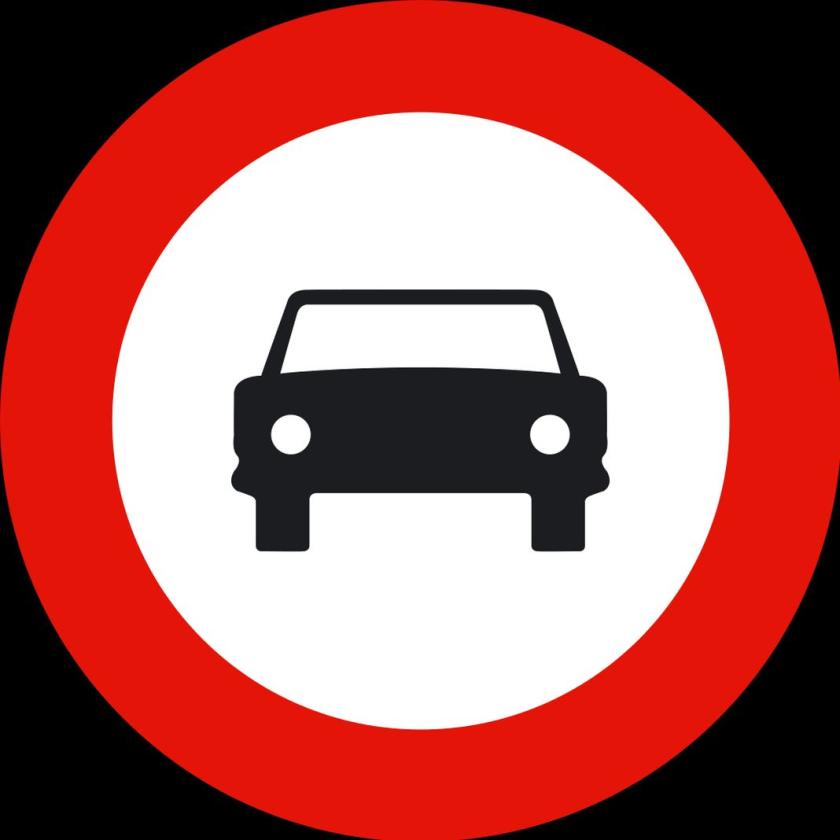 Entrada prohibida a vehículos de motor excepto motocicletas de dos ruedas sin sidecar