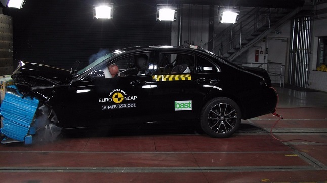 MErcedes Clase E test EuroNCAP