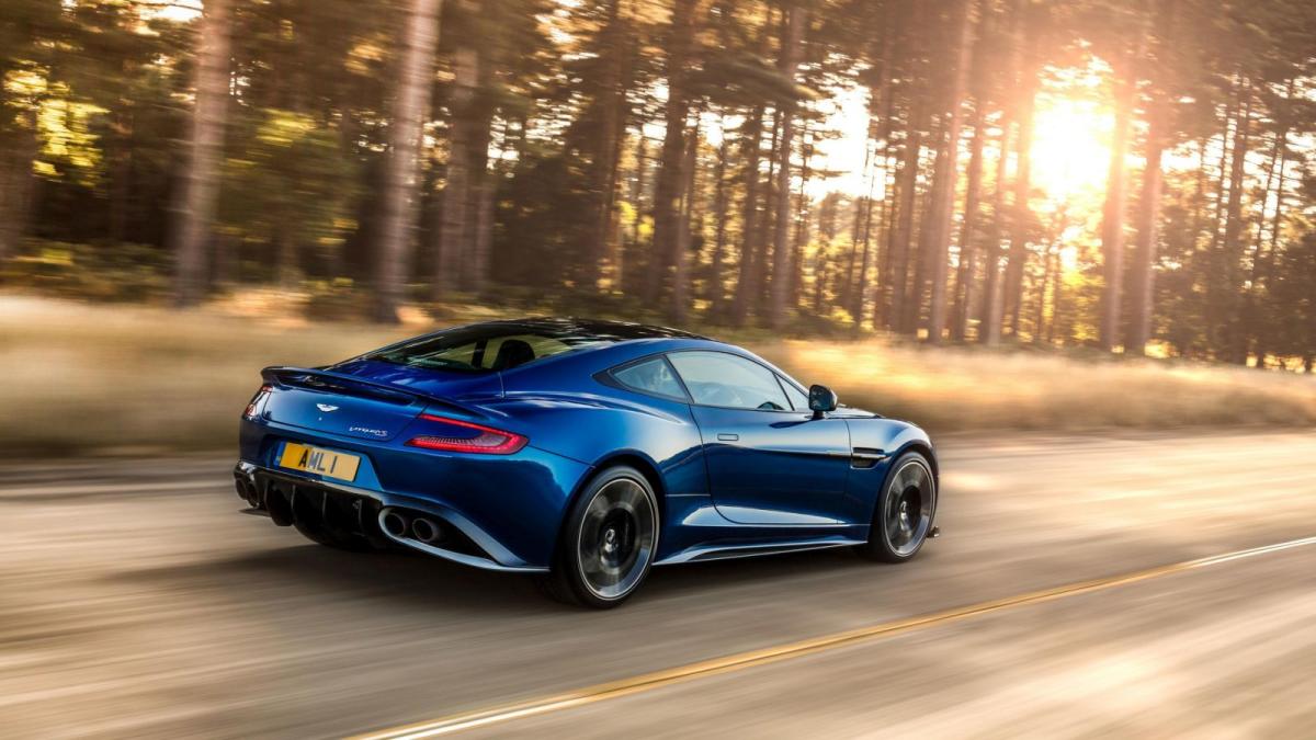 Trasera Aston Martin Vanquish S