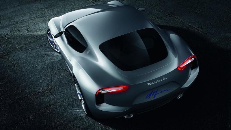Trasera Maserati Alfieri