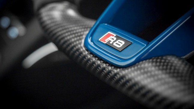 Neidfaktor personaliza el interior del Audi R8