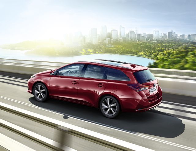 Trasera Toyota Auris Touring Sports 2017