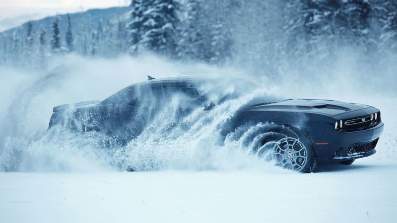 Dodge Challenger GT AWD 2017