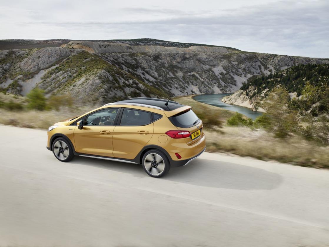 Trasera Ford Fiesta Active 2017