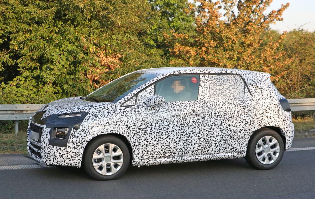 Foto espía del Citroën C3 Picasso 2017