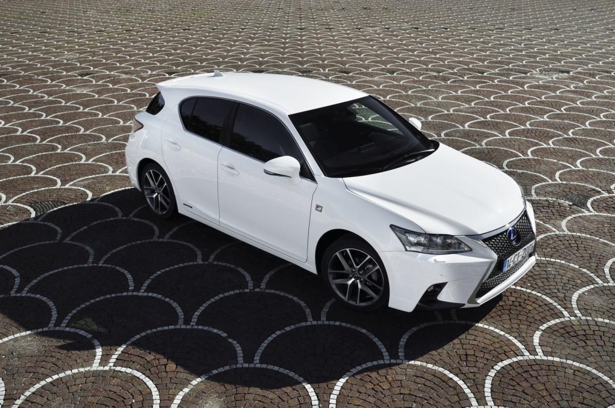 Lexus CT 200h