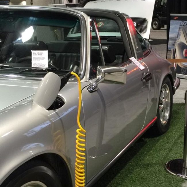 Toma de carga del Zelectric Motors Z911