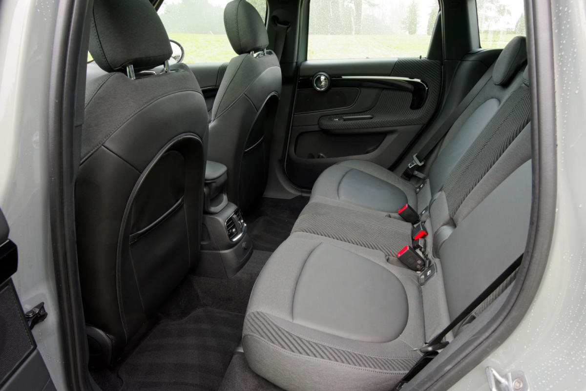 Mini Countryman 2017 interior