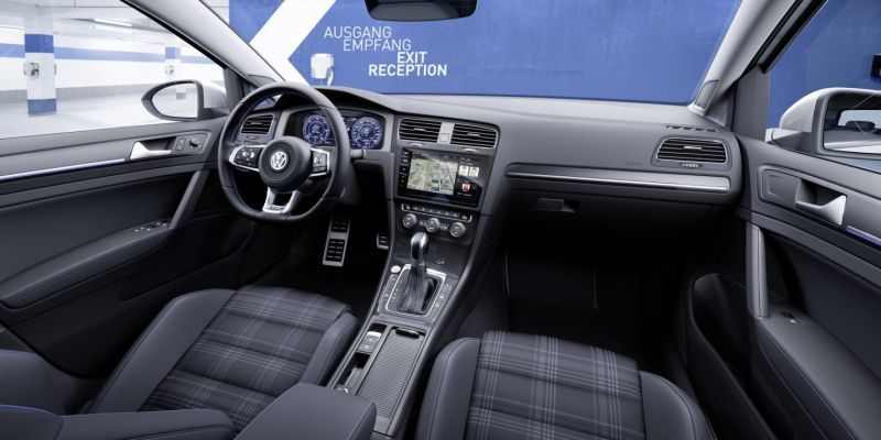 Interior Volkswagen Golf GTE 2017