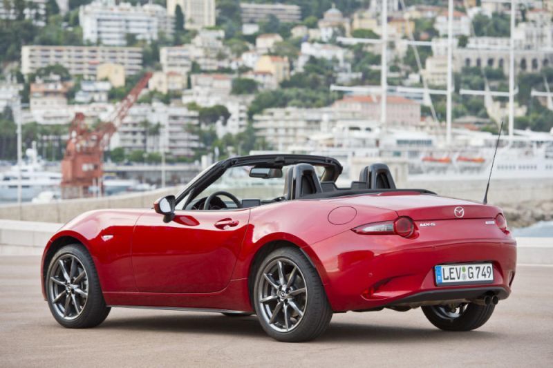 Trasera Mazda MX-5