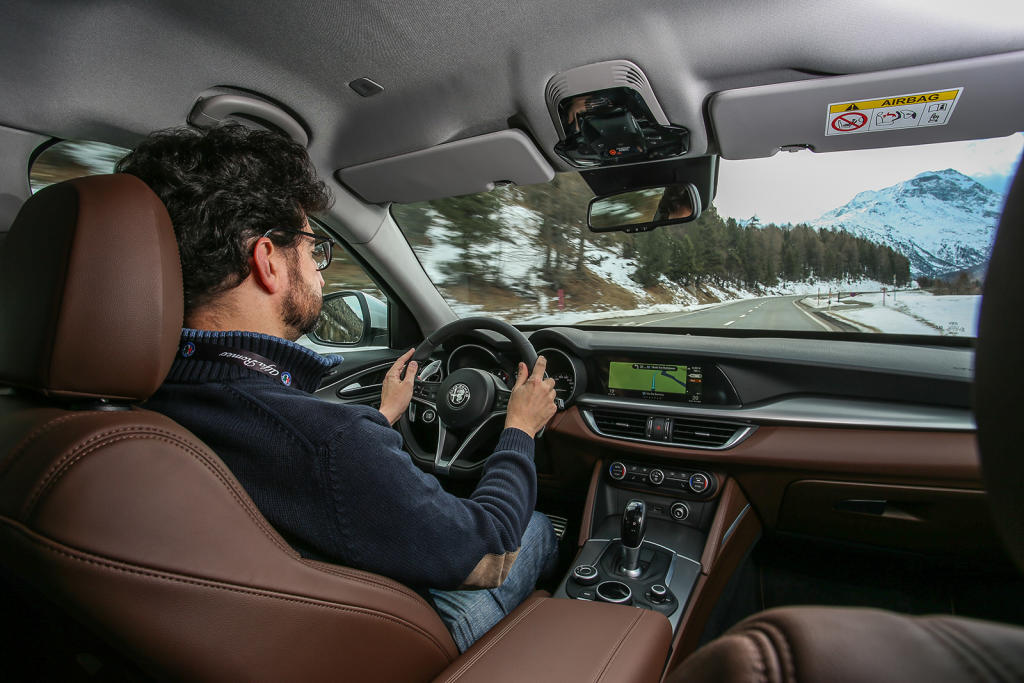 Alfa Romeo Stelvio interior