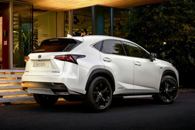 Trasera Lexus NX 300h Sport Edition