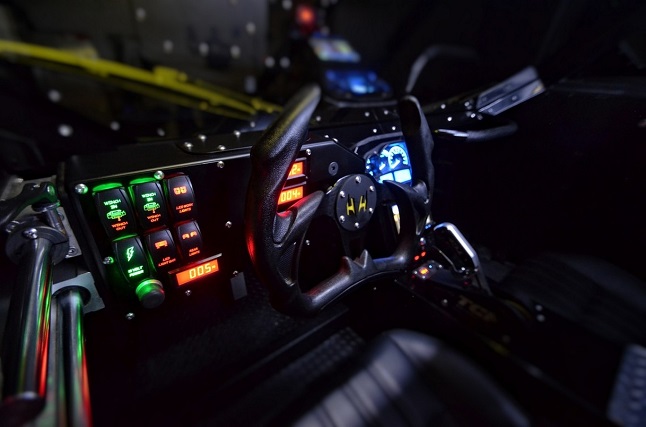 Interior Ripsaw EV2