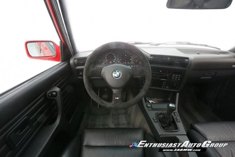 Interior BMW M3 E30 Sport Evolution