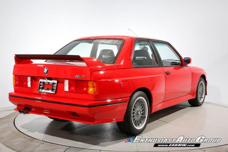 Trasera BMW M3 E30 Sport Evolution