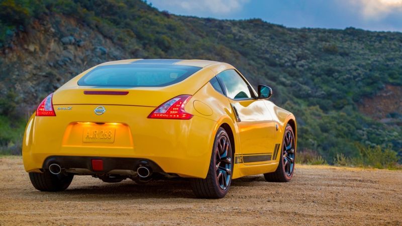 Trasera Nissan 370Z Heritage Edition