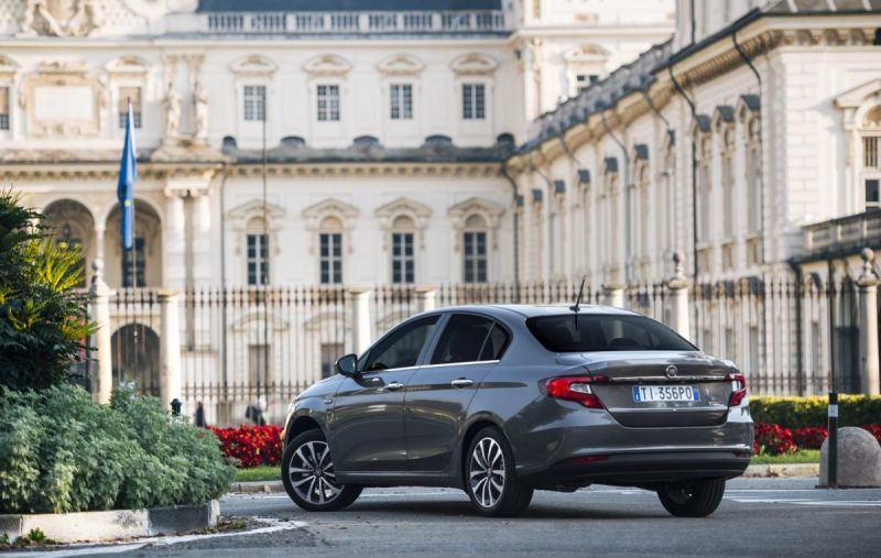 Trasera Fiat Tipo Sedán