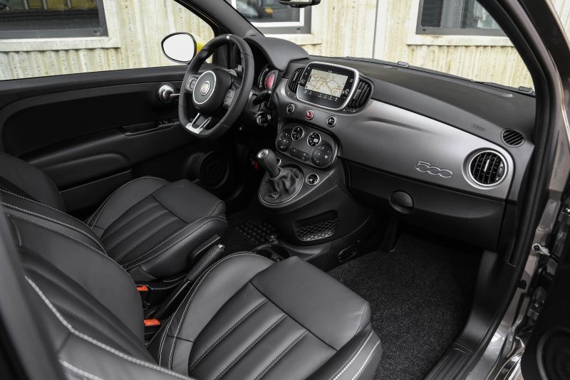 Interior Abarth 595 Pista