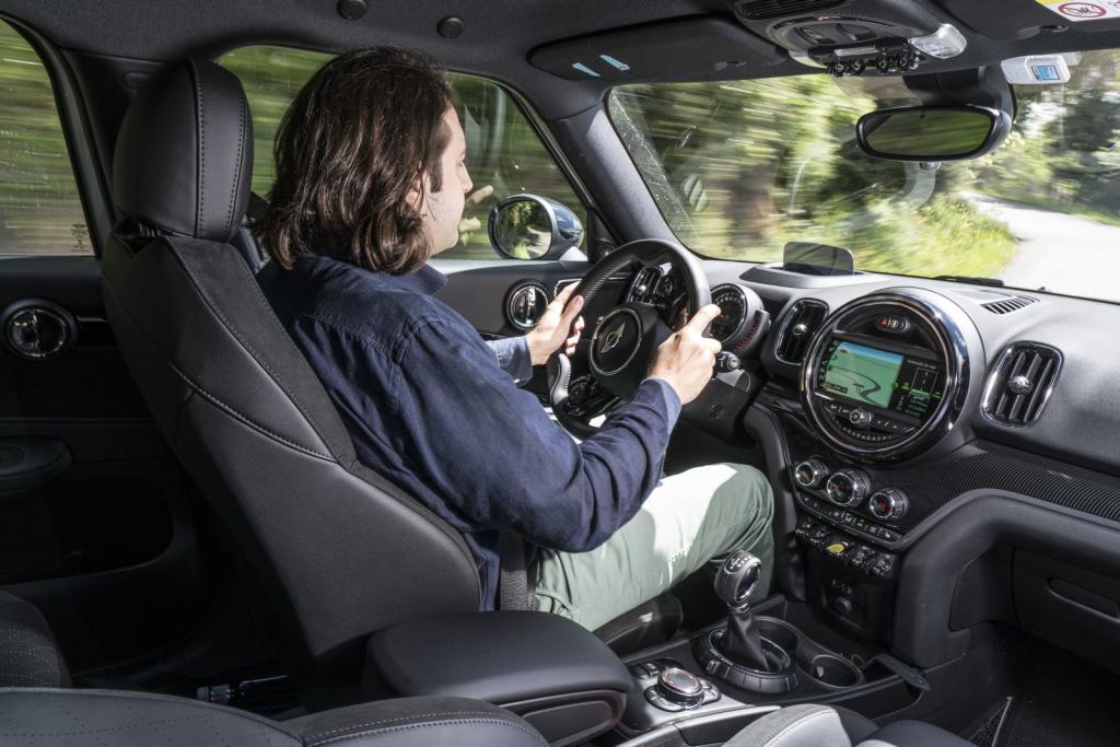 Interior del MINI Cooper S E Countryman ALL4